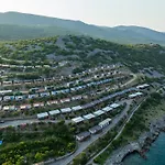 Mobile Homes Camp منتزه العطل كلينوفيتسا