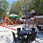 Mobile Homes Camp 2*