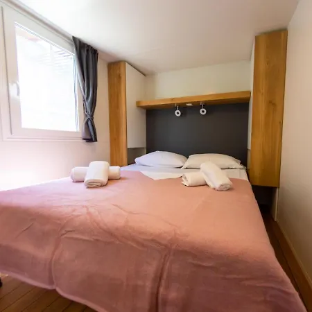 Holiday park Mobile Homes Camp