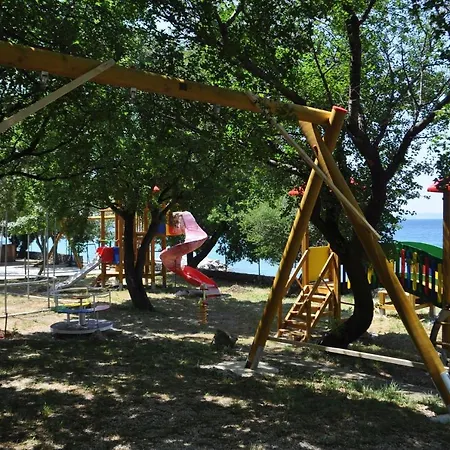 Parco vacanze Mobile Homes Camp Klenovica