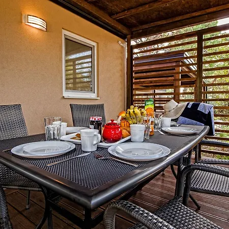 Mobile Homes Camp Klenovica Holiday park 2*