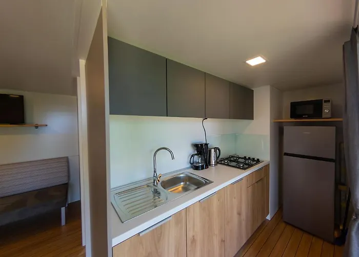 Mobile Homes Camp 2* Klenovica