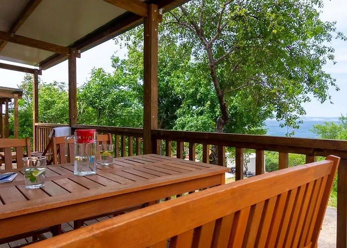 Mobile Homes Camp Tatil parkı 2*