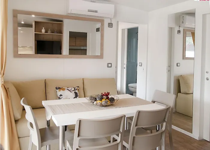 Mobile Homes Camp 2* Klenovica